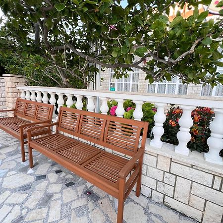 Bed & Breakfast Rab Palit Exterior foto