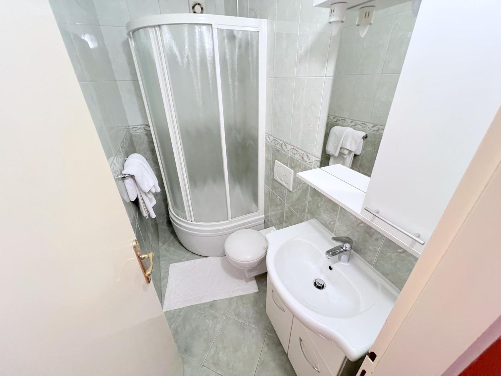 Bed & Breakfast Rab Palit Exterior foto
