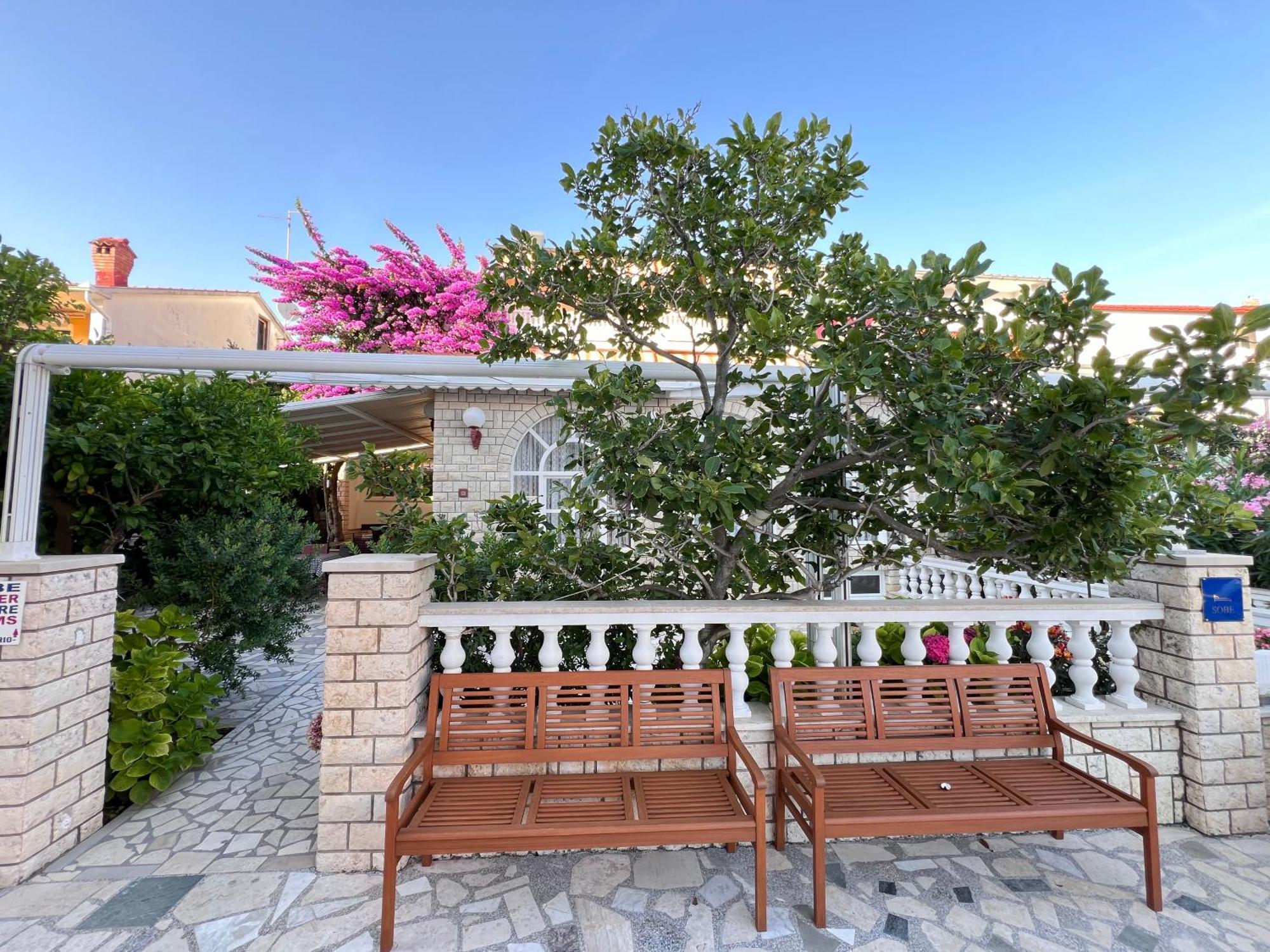 Bed & Breakfast Rab Palit Exterior foto